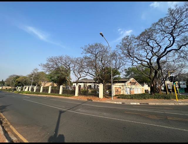 929M² RETAIL TO LET IN ILLOVO